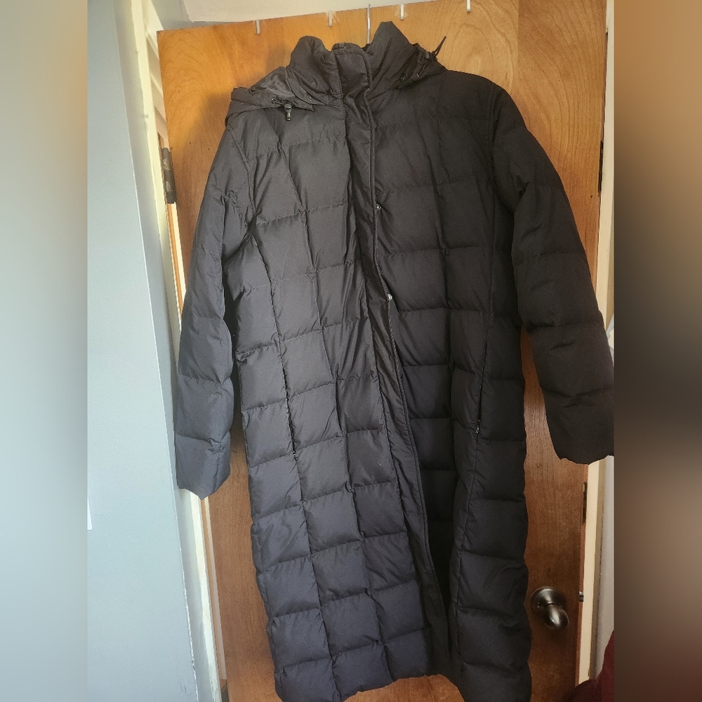 Lands End long commuter down coat with hood